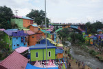 KAMPUNG WARNA WARNI & KAMPUNG 3D